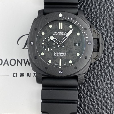미러급 파네라이 남성용 서브멀시브 마리나 밀리테어 카보테크 PAM00979 오토매틱 Cal.P9010 타입 47mm 카본제질 블랙 다이얼 pan5215 Ⅳ