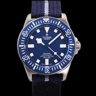 미러급 튜더 남성용 폴라고 베스트 에디션 티타늄 M25707B/23-0001 오토매틱 무브먼트 블루 다이얼 tud4246 Ⅳ