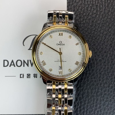 미러급 오메가 남성용 드빌 프레스티지 424.20.40.20.02.005 오토매틱 Cal.8800타입 40mm 18K 옐로우골드 메탈줄 화이트 다이얼 omg20219 Ⅳ