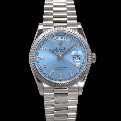미러급 로렉스 남성용 New 데이데이트 m128236-0009 무게173g 플래티넘 프레지던트 36mm 오토매틱 Cal.2836-2 타입 아이스 블루 바게트 다이얼 rol5411 Ⅳ