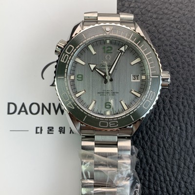 미러급 오메가 남성용 씨마스터 신제품 215.30.44.21.06.001 플래닛 오션 600m 코-액시얼 마스터 크로노미터 43.5mm 오토매틱 Cal.8900 타입 메탈줄 그레이 다이얼 omg0193 Ⅳ