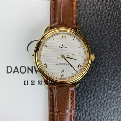 미러급 오메가 남성용 드빌 434.53.40.20.02.002 마스터 크로노미터 18K 옐우골드 40mm 오토매틱 Cal.8800 타입 실버 다이얼 omg0209 Ⅳ
