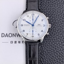 미러급 아이더블유씨 남성용 150주년 신상품 / 포르투기즈 IW371602 크로노그래프 오토매틱 Cal.69355 타입 41미리 가죽줄 화이트다이얼 IWC74316 Ⅳ