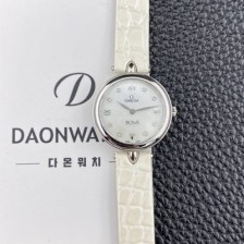 미러급 오메가 여성용 드빌 424.13.27.60.55.001 프레스티지 듀드롭 27.4mm 쿼츠 무브먼트 화이트 자개 다이얼 omg0239 Ⅳ