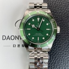 미러급 튜더 남성용 블랙베이 피프티에이트 41mm 오토매틱 2824무브먼트 그린 다이얼 tud5131 Ⅳ