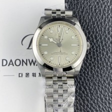 미러급 튜더 남성용 블랙베이 원 M79660 메탈줄 39mm 오토매틱 2824 타입 샴페인 다이얼 tud5142 Ⅳ