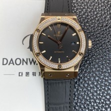 미러급 휴블렛 남성용 클래식 퓨전 542.OX.1181.LR.1104 18K 로즈골드 42mm 오토매틱 2892타입 블랙 다이얼 hub2148 Ⅳ